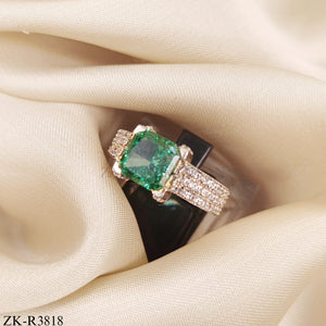 EMERALD RING