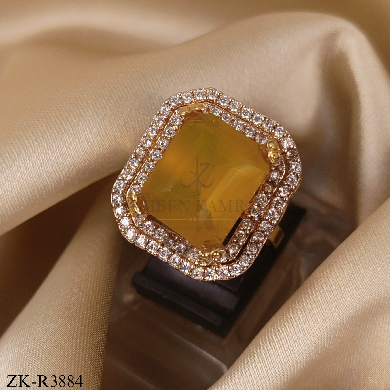 YELLOW JADE HALO RING