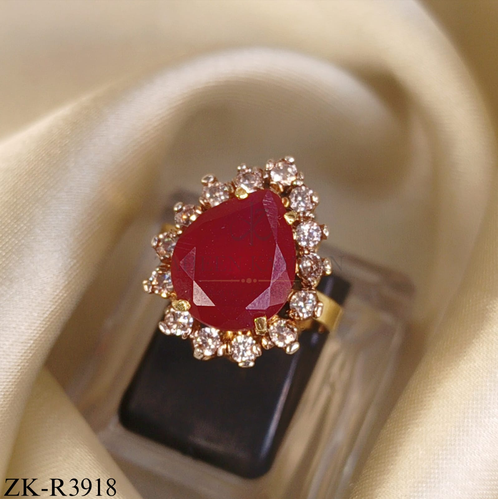 RUBY PEAR SHAPED RING