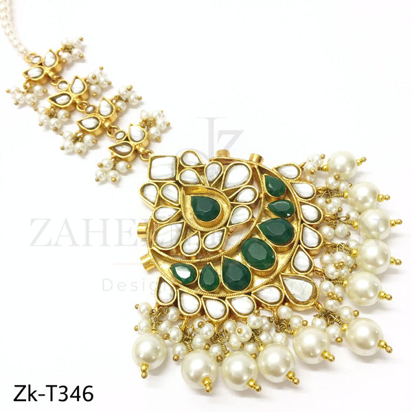 Emerald kundan tikka