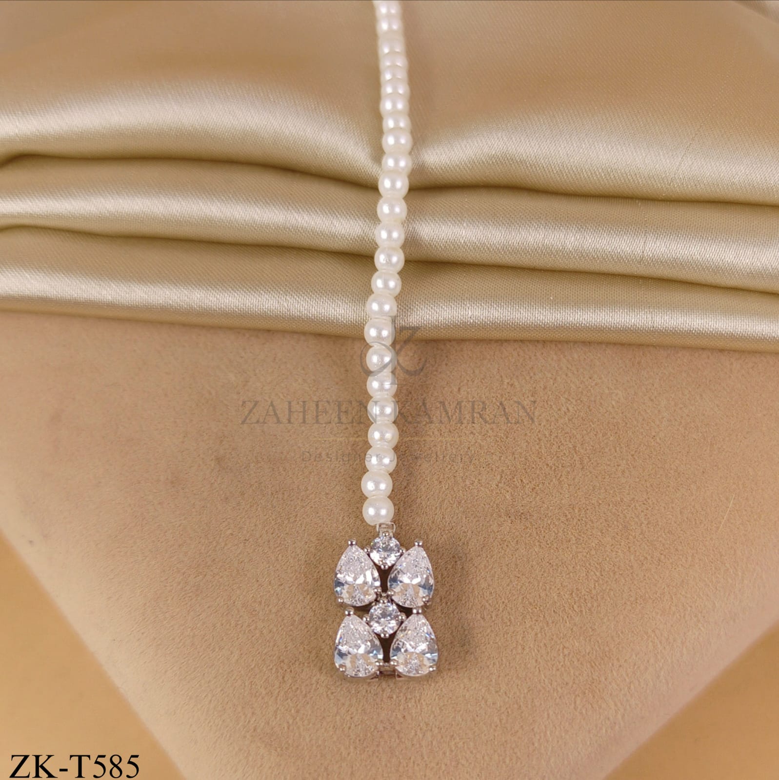 PEARL SILVER LEAF CLUSTER TIKKA