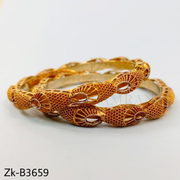 GOLDEN BANGLES