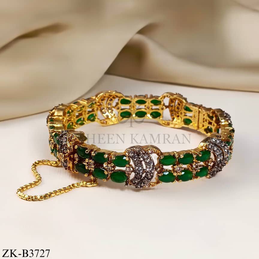 EMERALD BANGLE