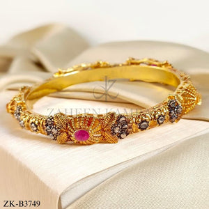 POLKI BANGLE