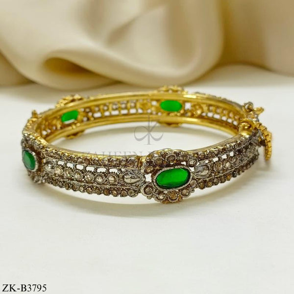 EMERALD BANGLE