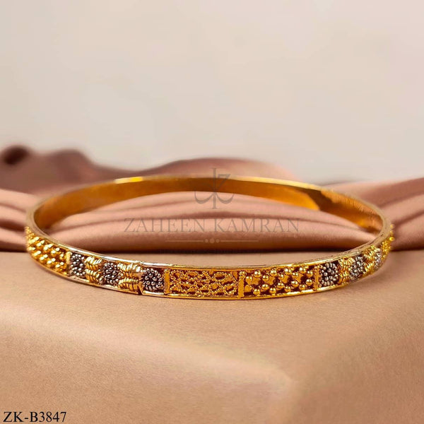 GOLDEN BANGLE