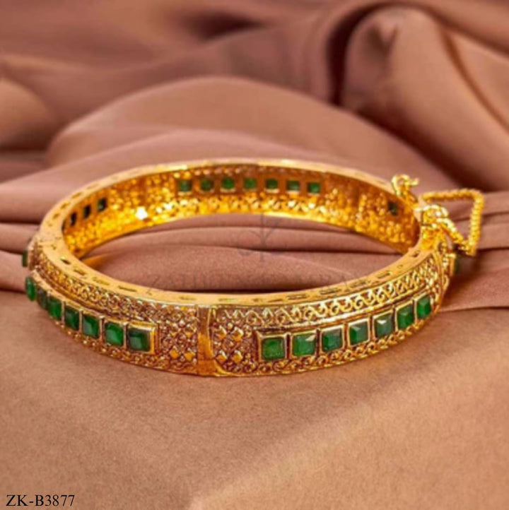 EMERALD BANGLE