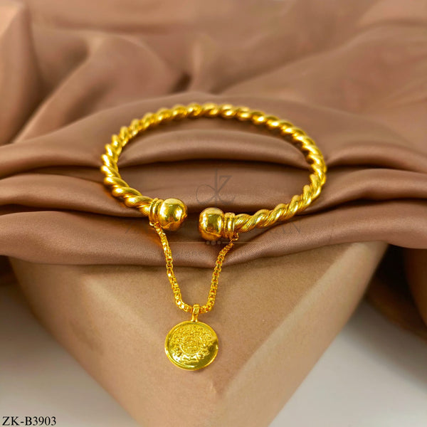 GOLDEN BANGLE