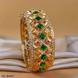 EMERALD BANGLE