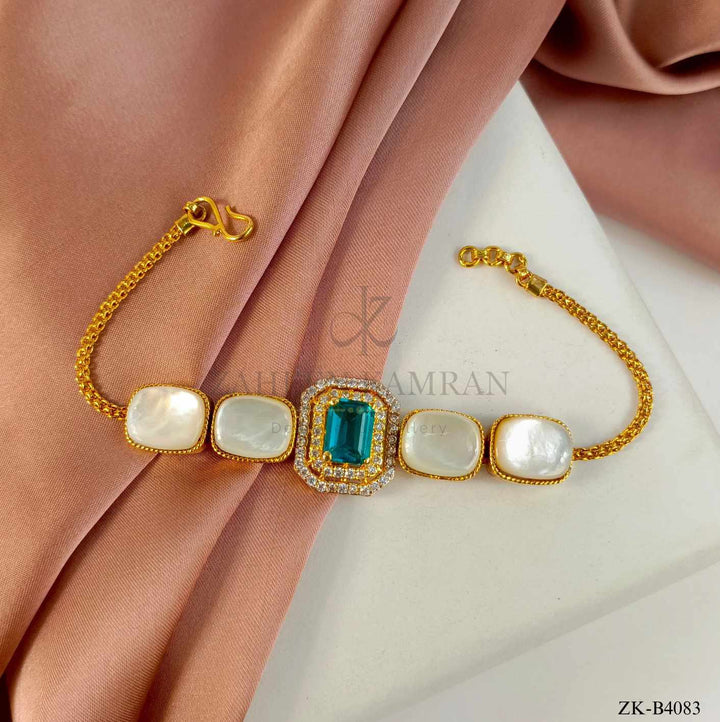 SQUARE BRACELET