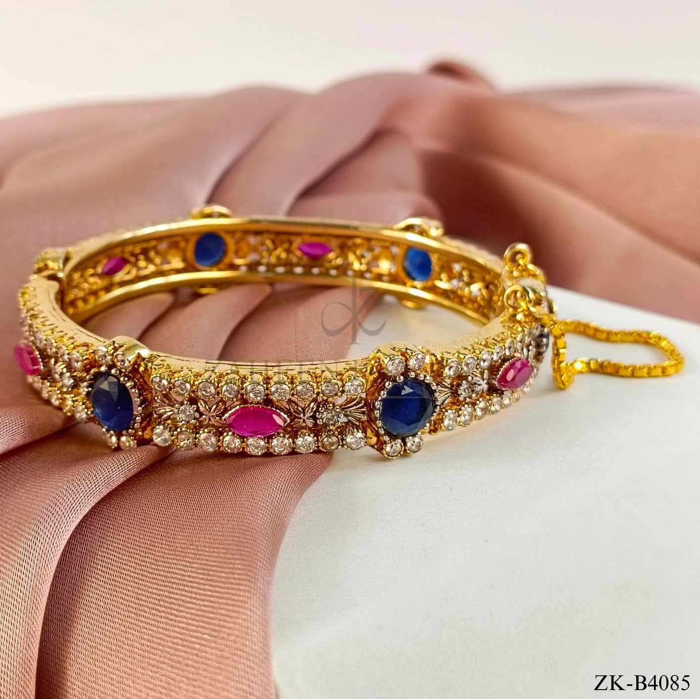 SAPPHIRE BANGLE