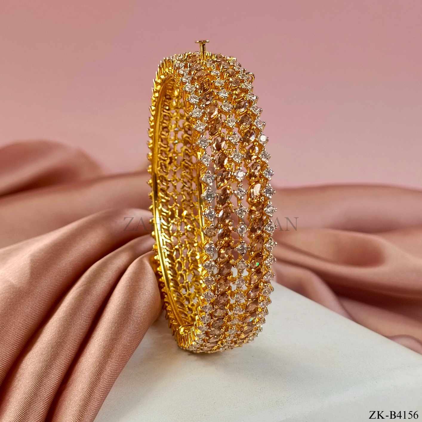 COFFEE STONES BANGLE