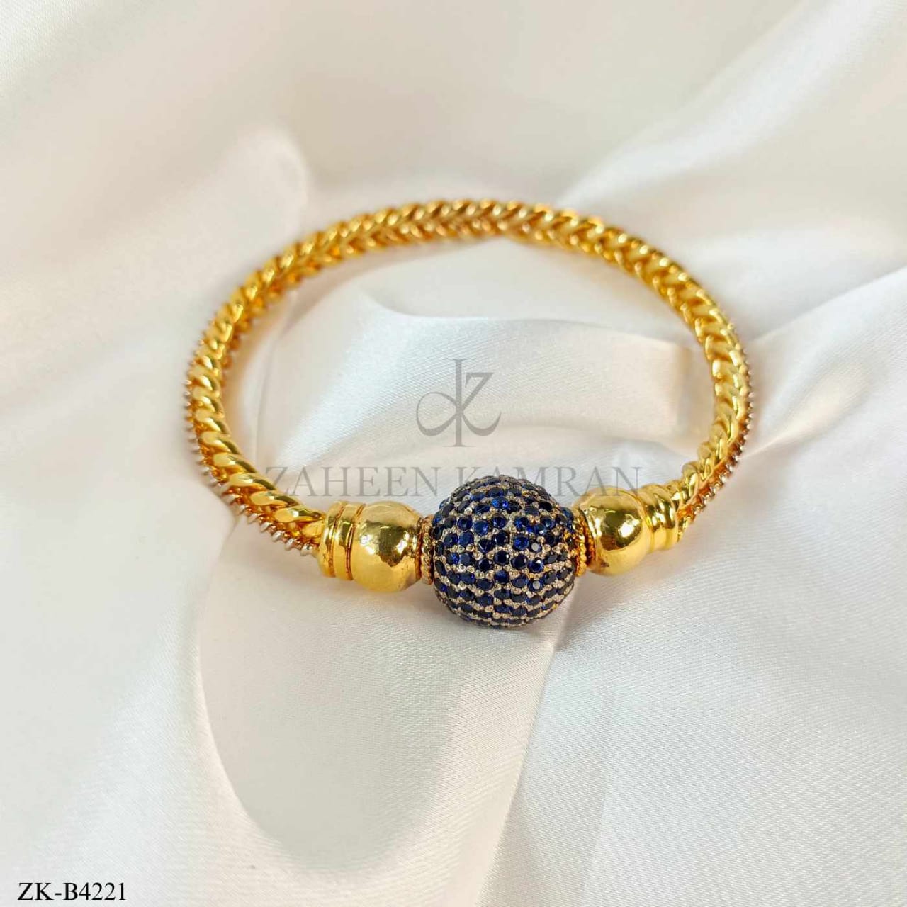 SAPPHIRE BANGLE