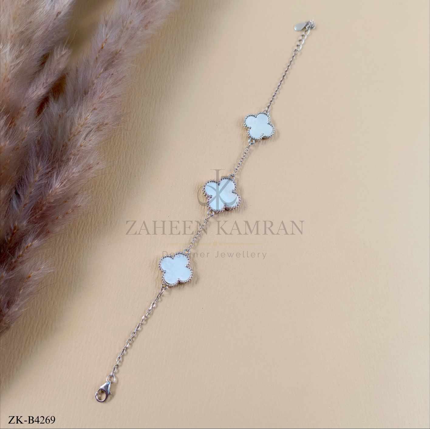 WHITE MEENA BRACELET