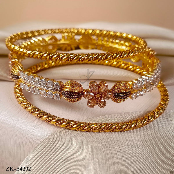 FLORET BANGLES