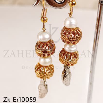 LEAF EARRINGS