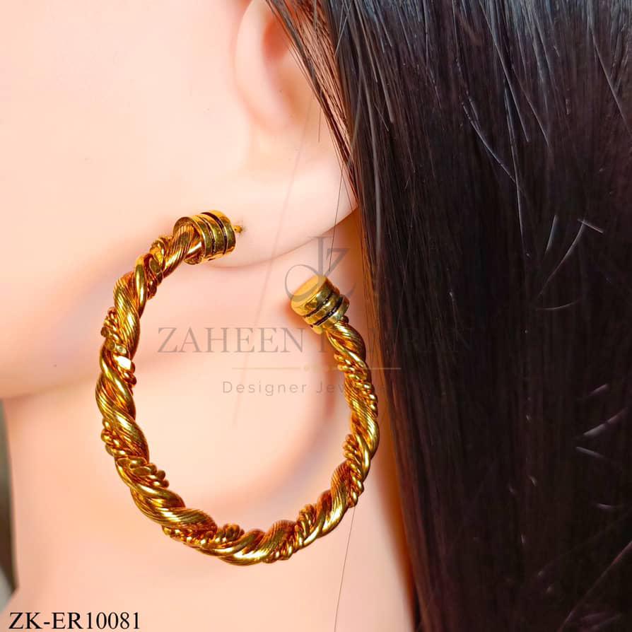 GOLDEN HOOP