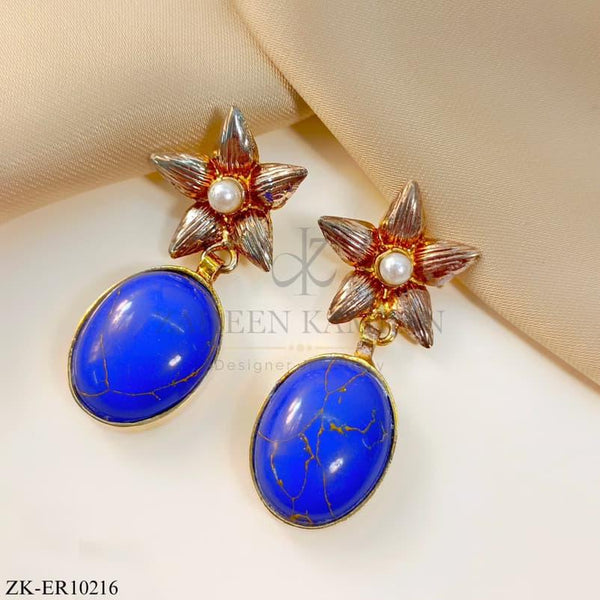 STAR EARRINGS