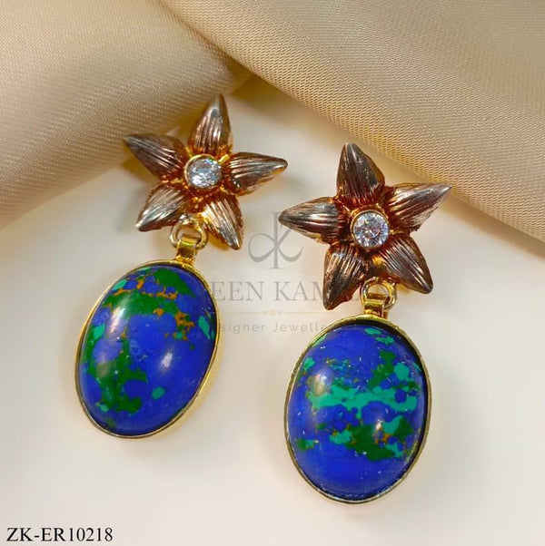 STAR EARRINGS