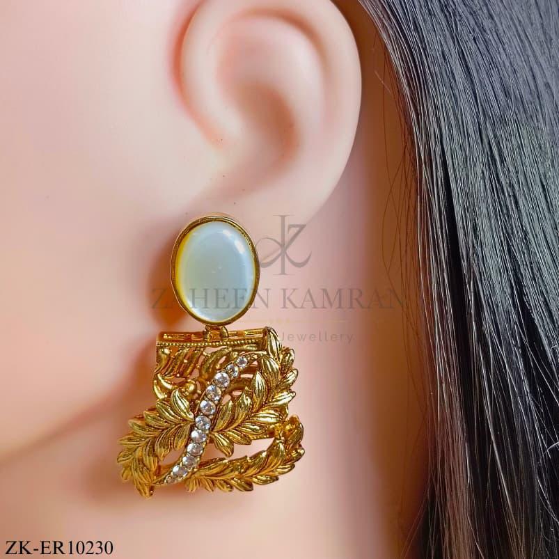 PETAL EARRINGS