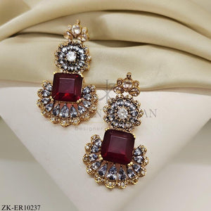 GARNET EARRINGS
