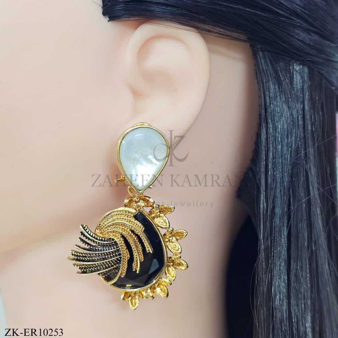 BLACK ONYX EARRINGS