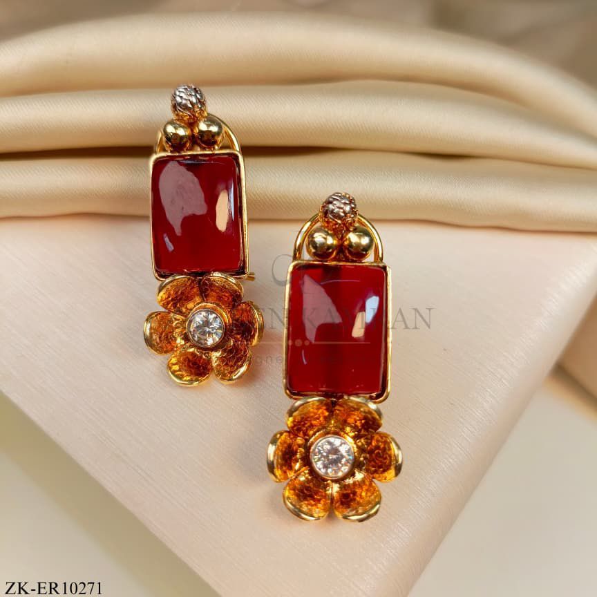 GARNET EARRINGS