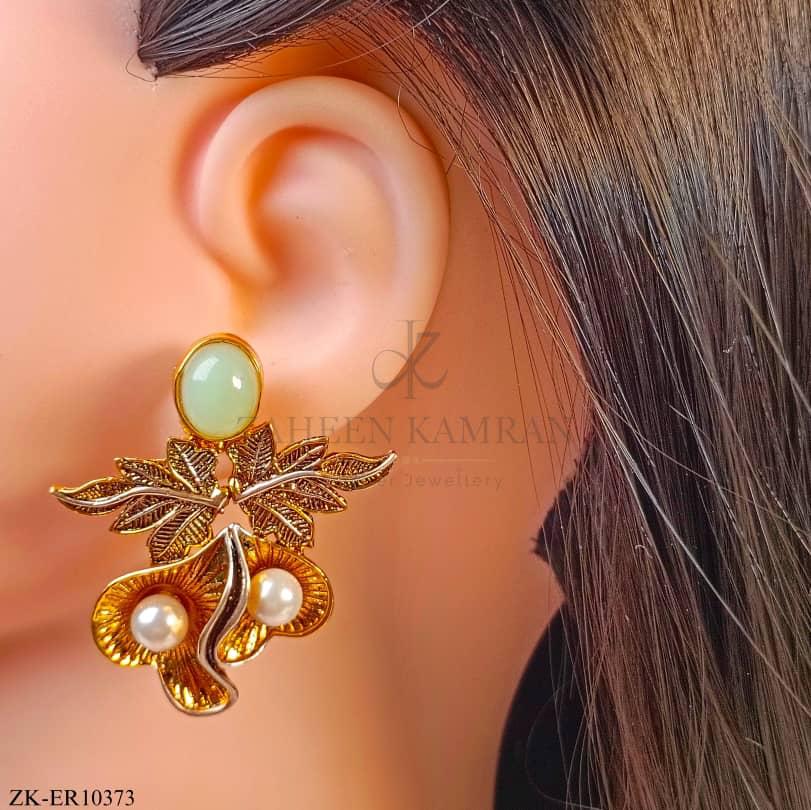 LEAF EARRINGS
