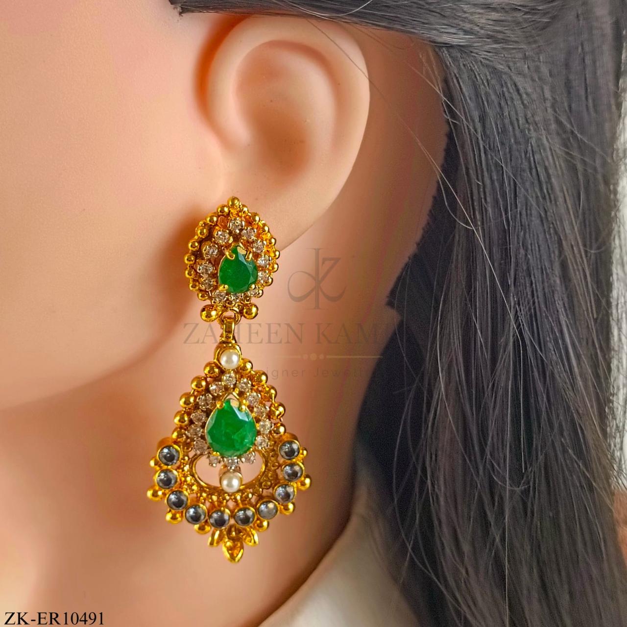 EMERALD EARRINGS