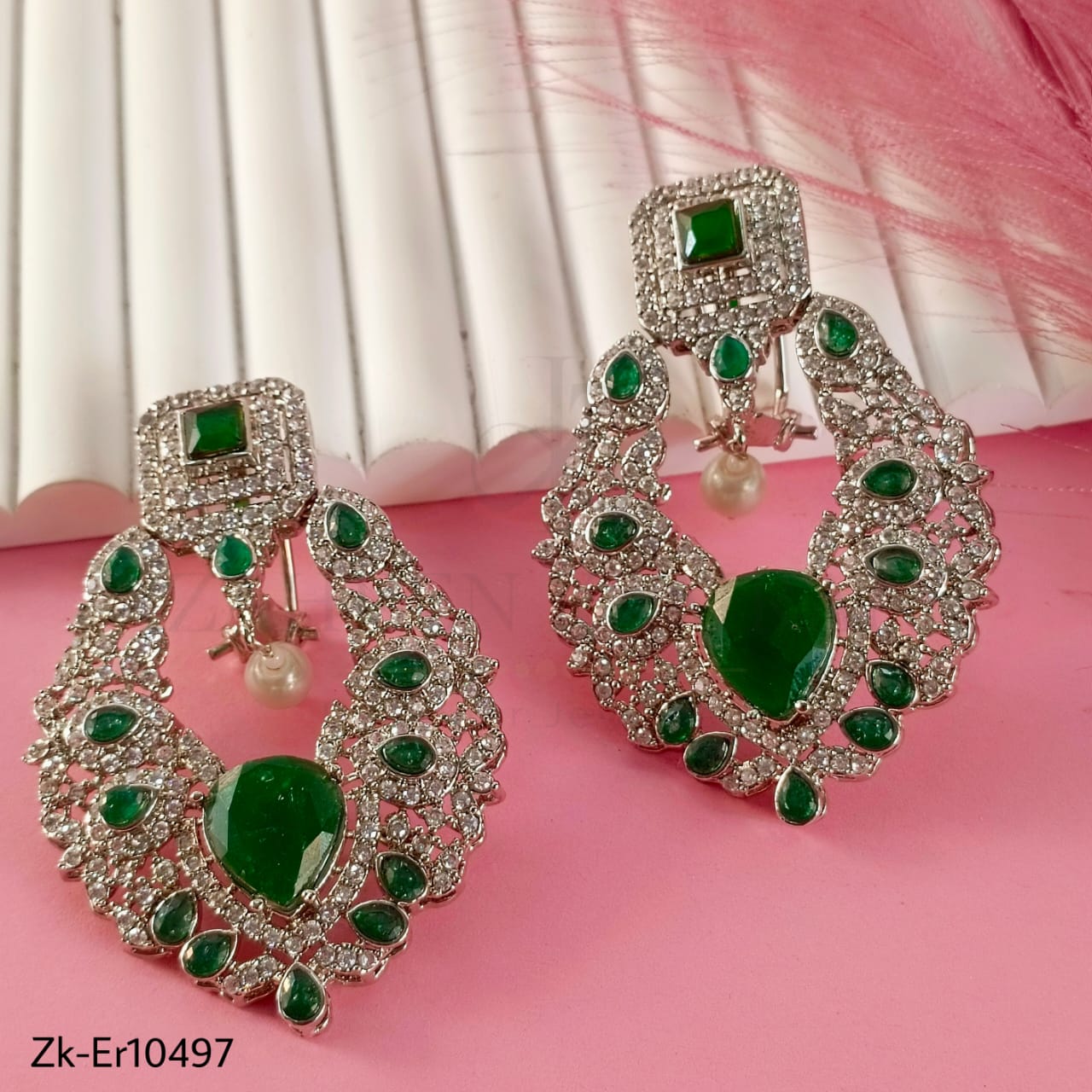 EMERALD EARRINGS