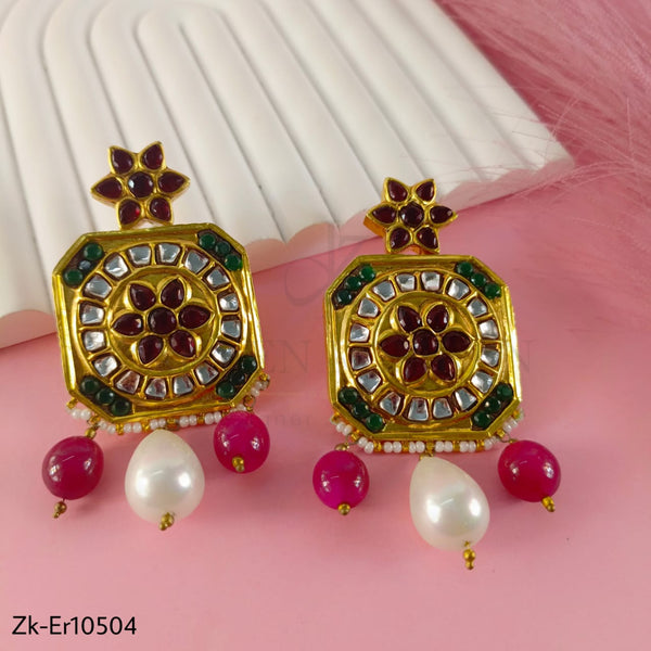 SQUARE EARRINGS