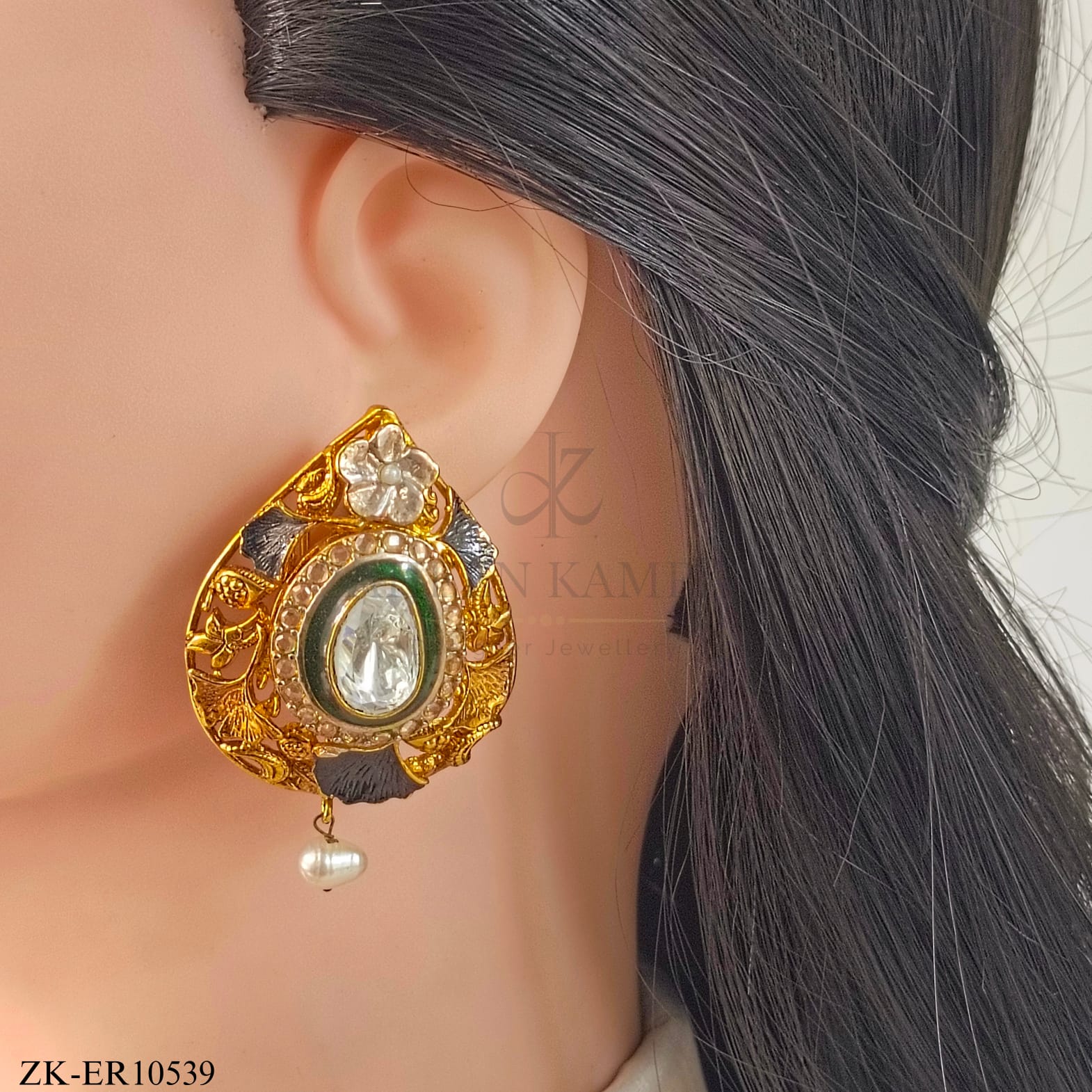 TEA DROP EARRINGS