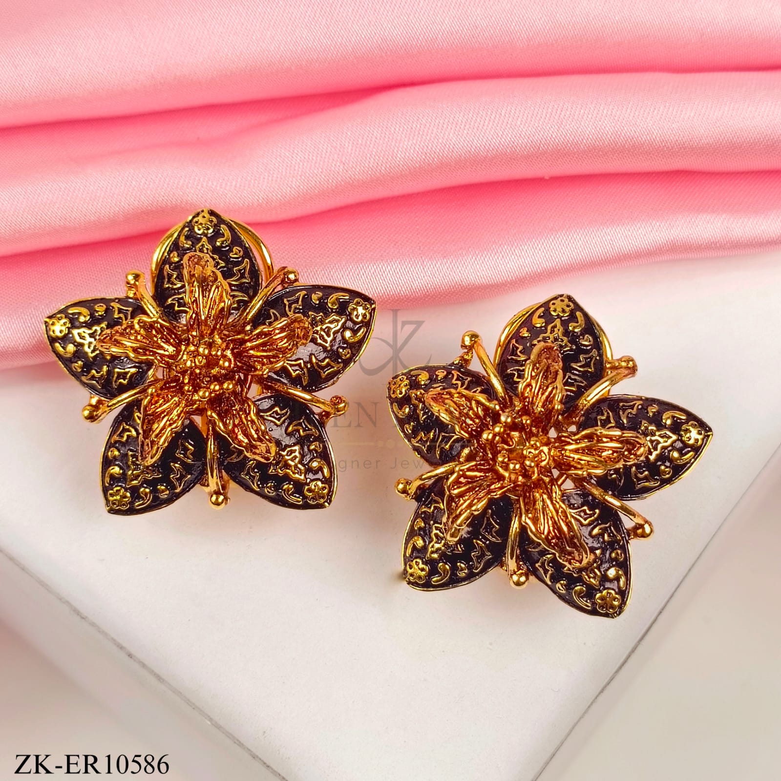 ANTIQUE STAR EARRINGS