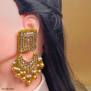 SQUARE EARRINGS