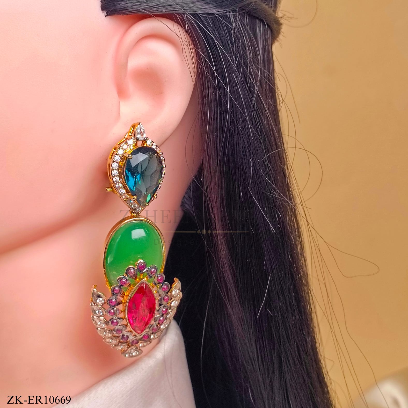 EMERALD EARRINGS