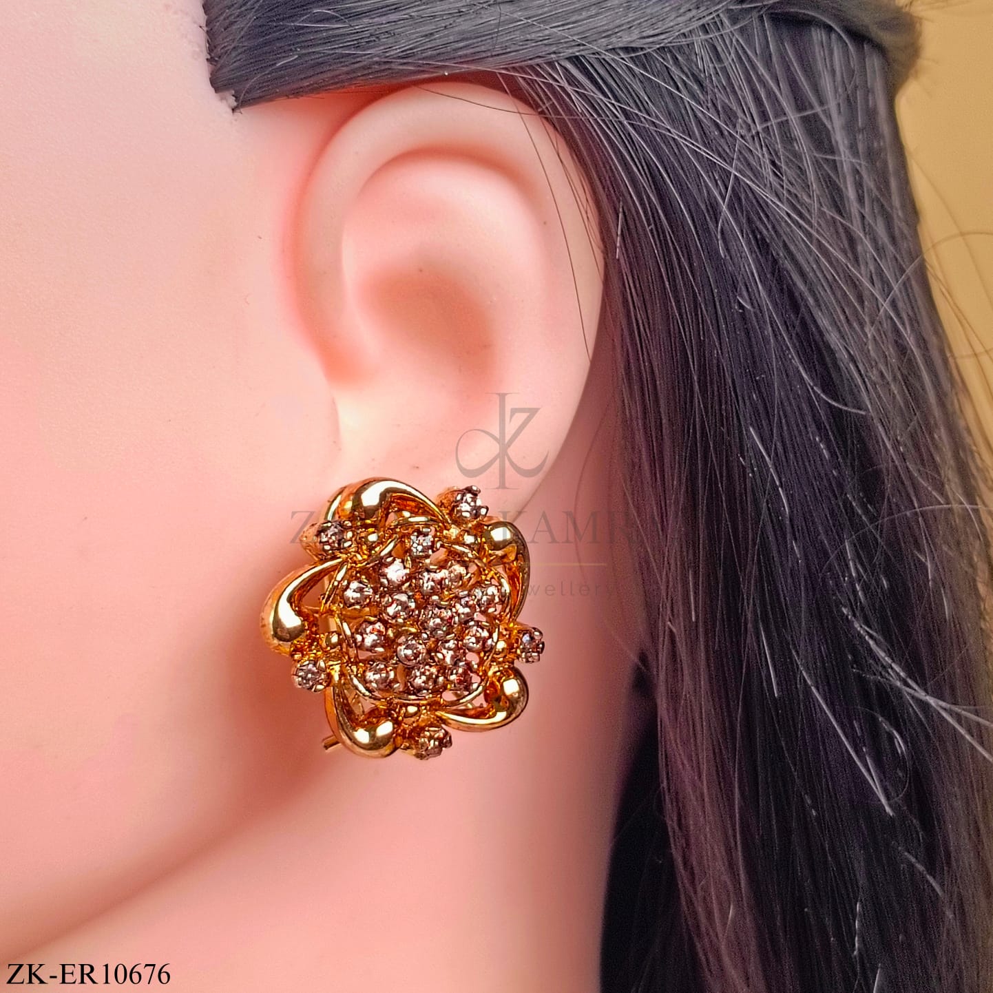 ZIRCONIAN EARRINGS
