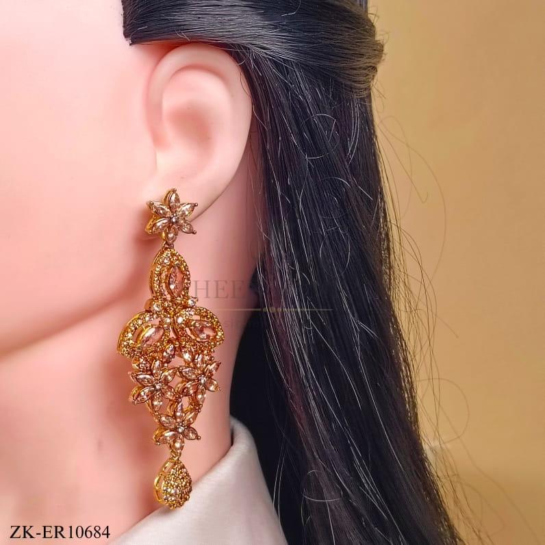 CHAMPAGNE EARRINGS