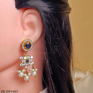 STAR EARRINGS