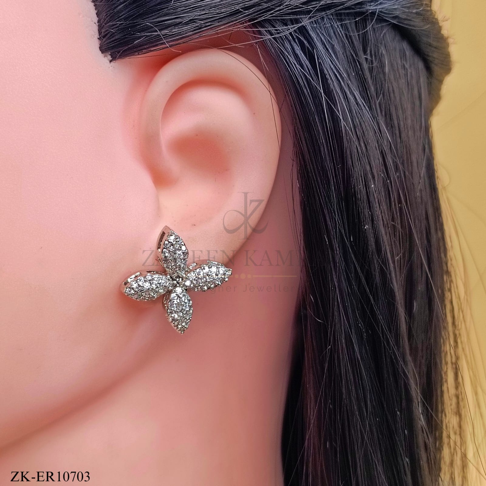 ZIRCONIAN EARRINGS
