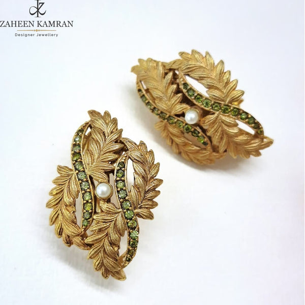 LEAFLET EARRINGS