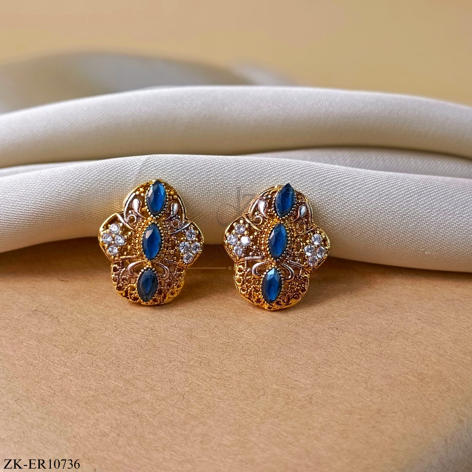 SAPPHIRE EARRINGS