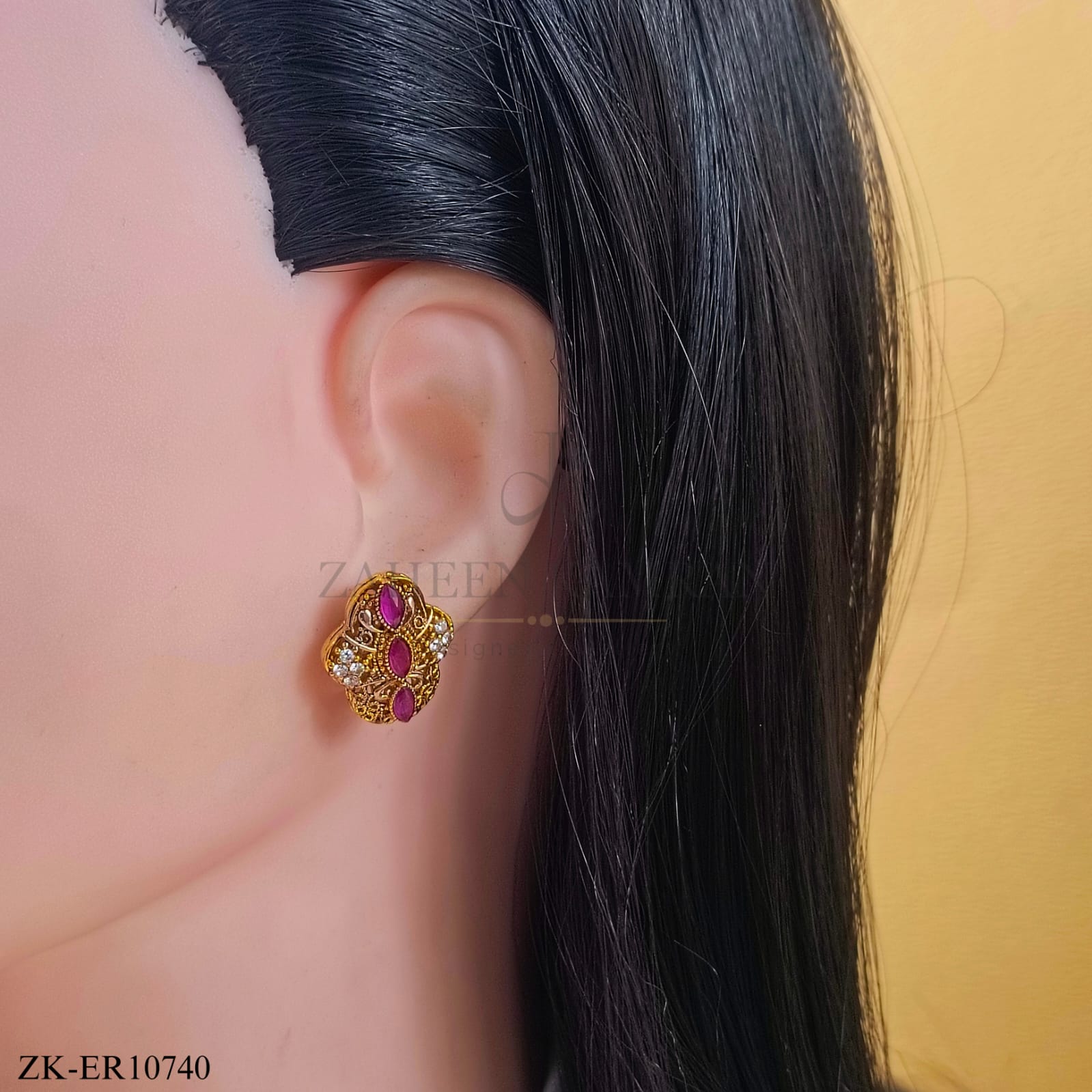 RUBY EARRING