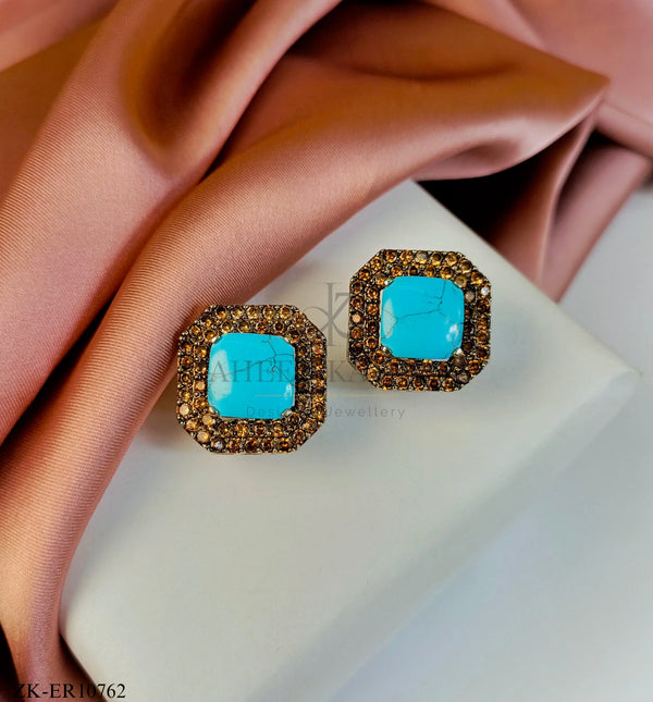 SQUARE EARRINGS