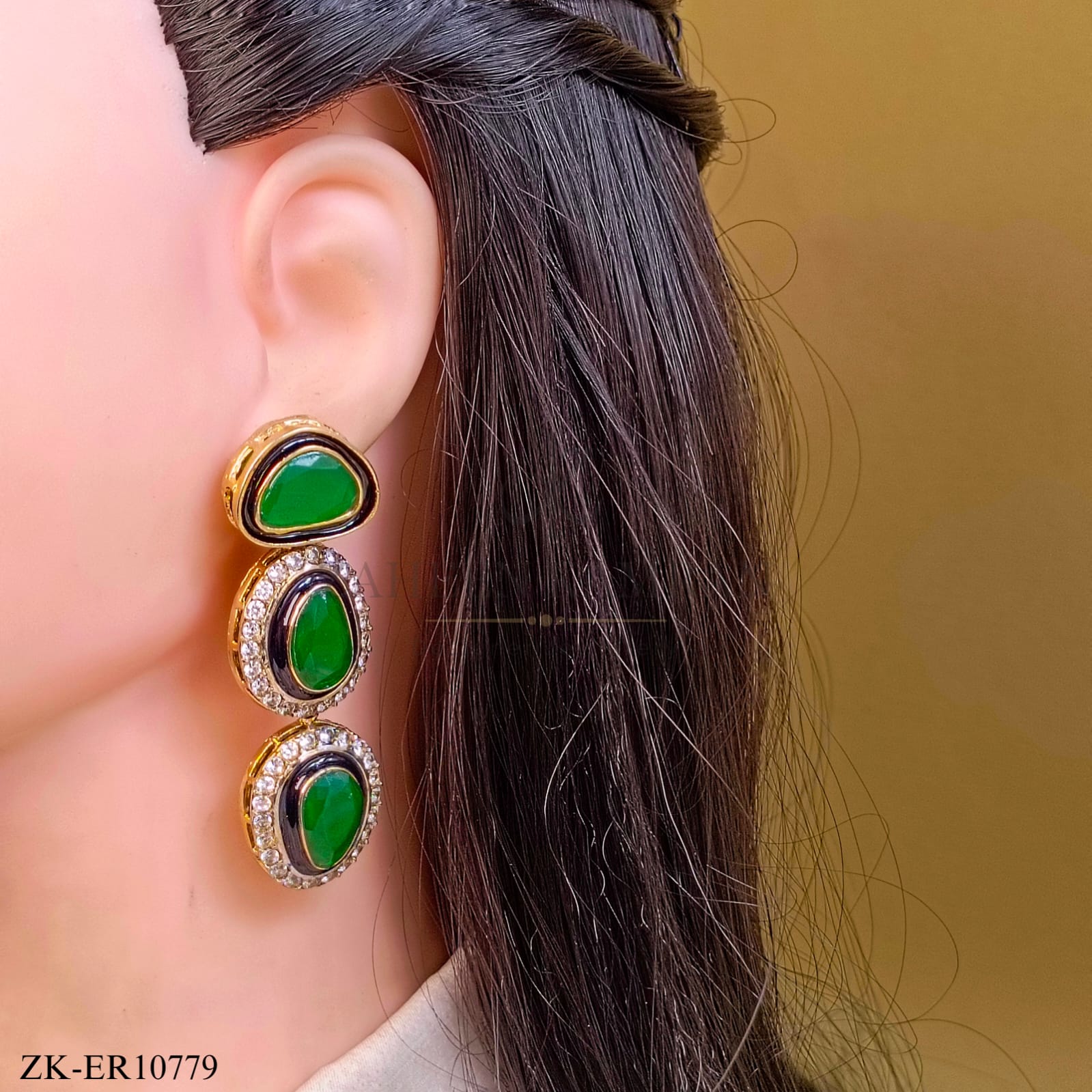 EMERALD EARRINGS