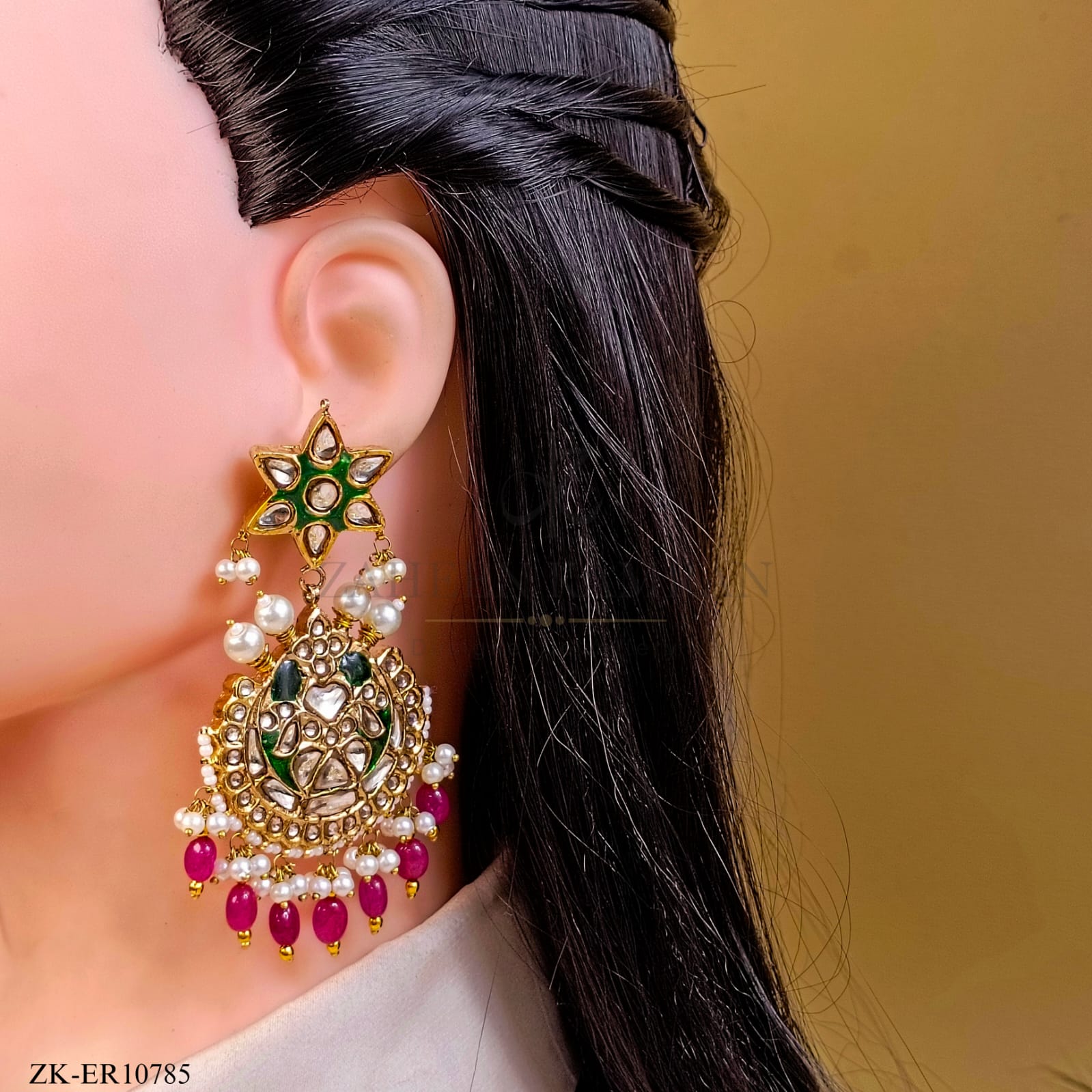 STAR EARRINGS