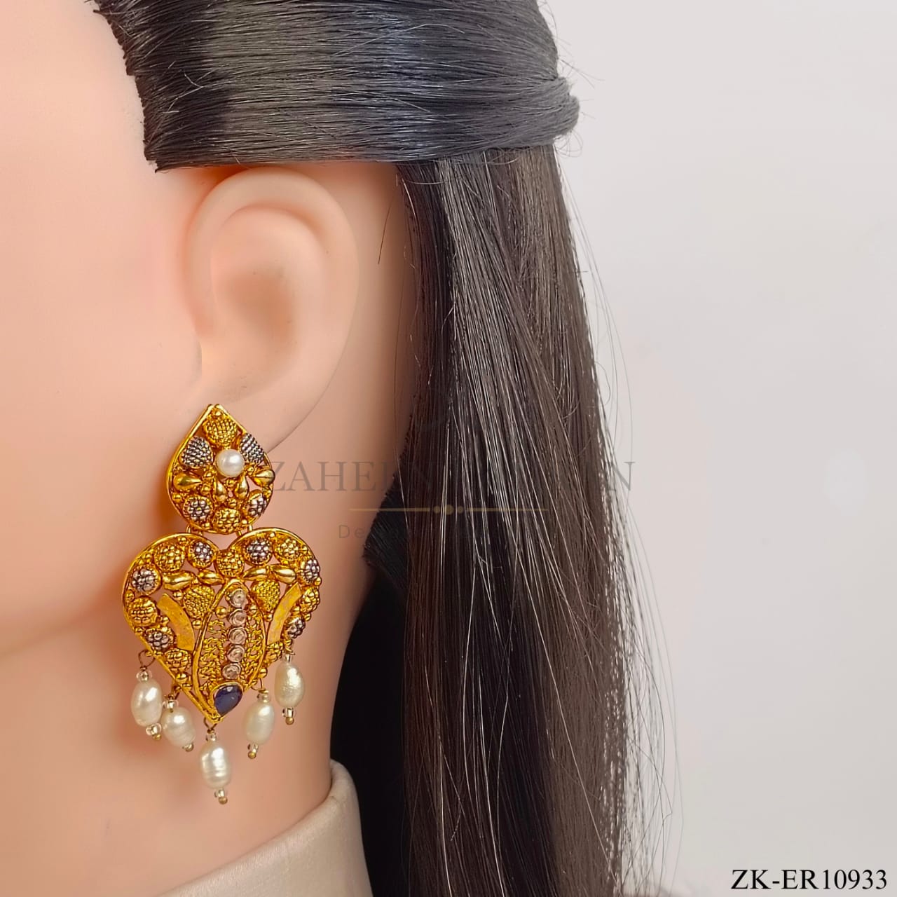 HEART EARRINGS
