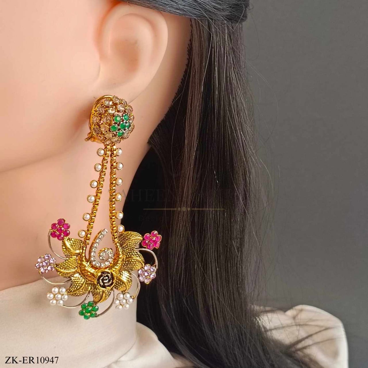 FLORAL EARRINGS