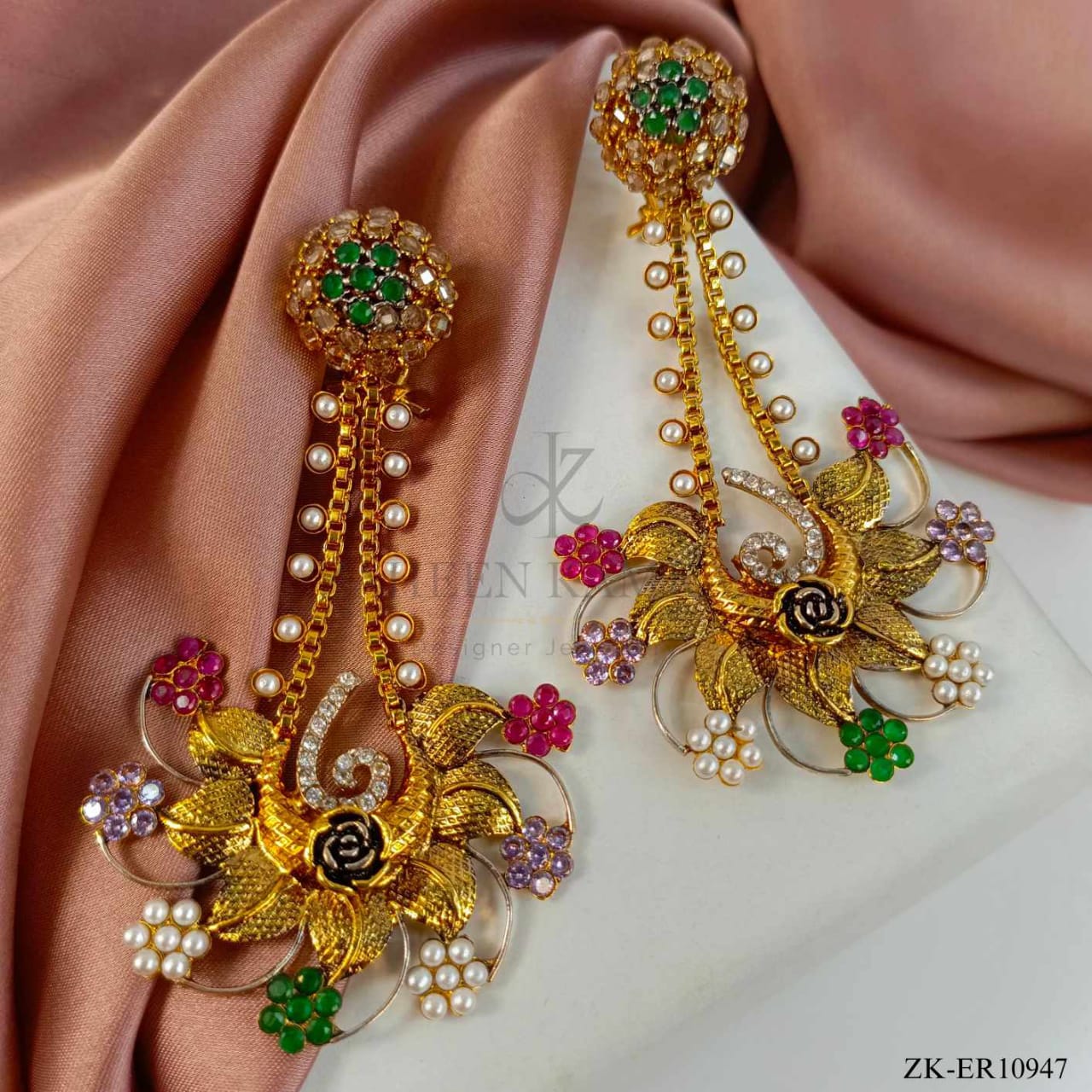 FLORAL EARRINGS