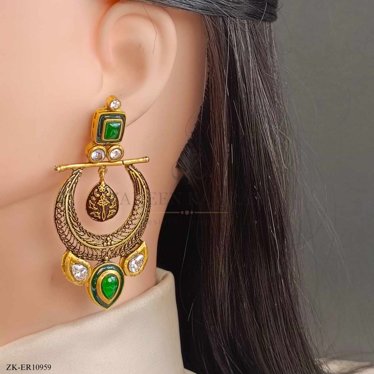 ANTIQUE EMERALD EARRINGS