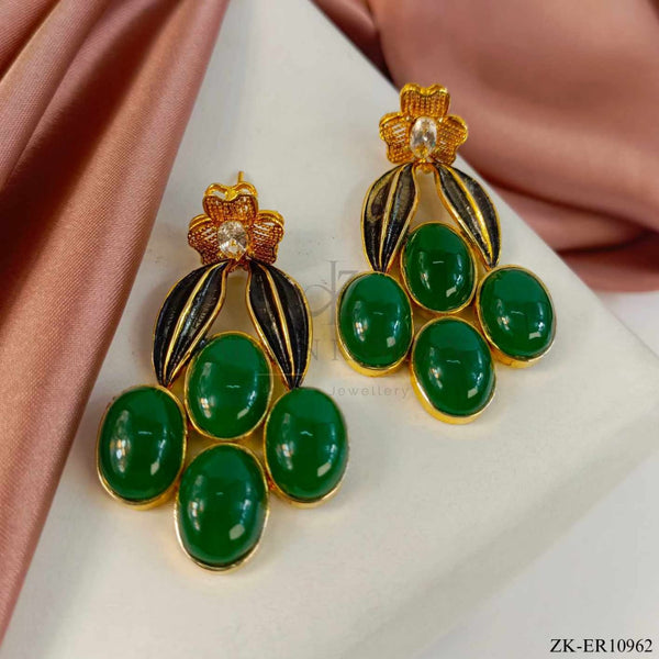 EMERALD EARRINGS